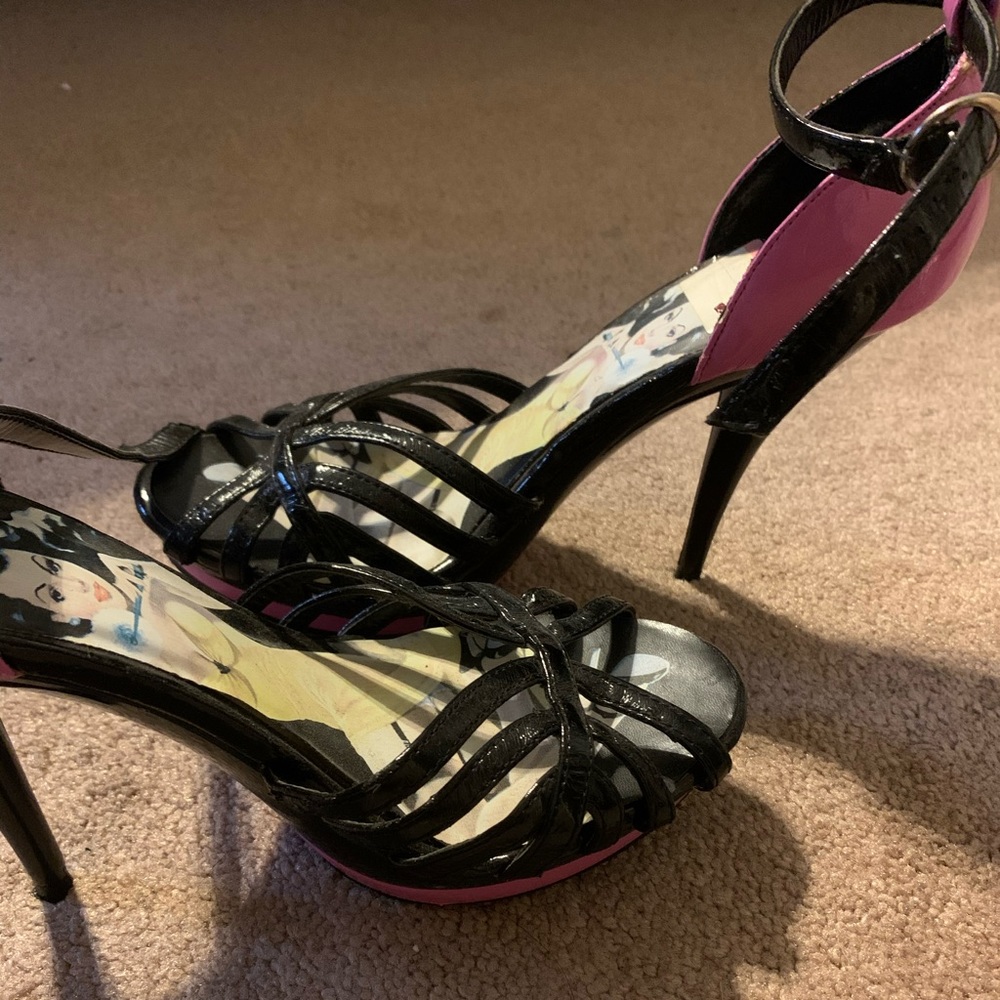 Shoes